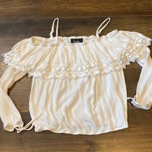 By & by juniors womens top off the shoulder xs white cropped